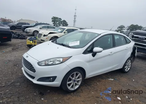 2019 Ford Fiesta Se z USA, uszkodzony, nr VIN 3FADP4BJ4KM134140
